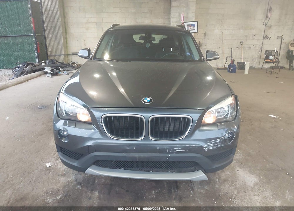 2014 BMW X1 VIN: WBAVL1C59EVY14018
