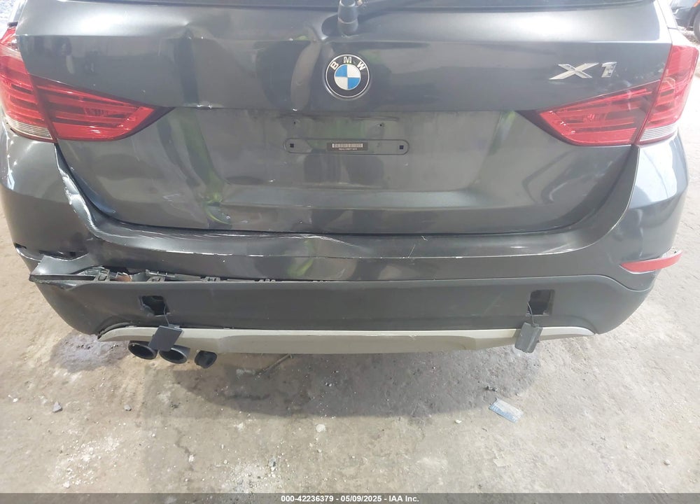 2014 BMW X1 VIN: WBAVL1C59EVY14018