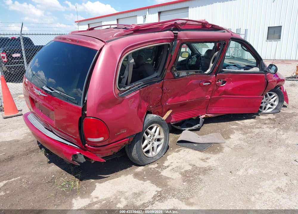 1999 CHRYSLER TOWN & COUNTRY LIMITED VIN: 1C4GT64L5XB586108