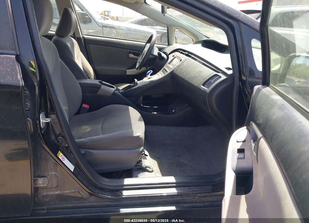 2013 TOYOTA PRIUS VIN: JTDKN3DUXD5658927