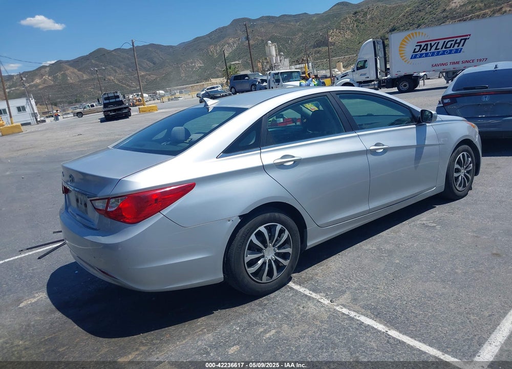 2011 HYUNDAI SONATA GLS VIN: 5NPEB4AC9BH177653