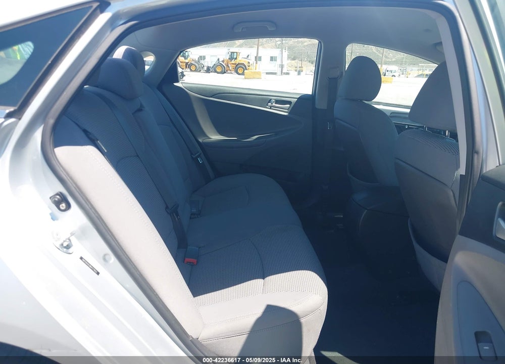 2011 HYUNDAI SONATA GLS VIN: 5NPEB4AC9BH177653