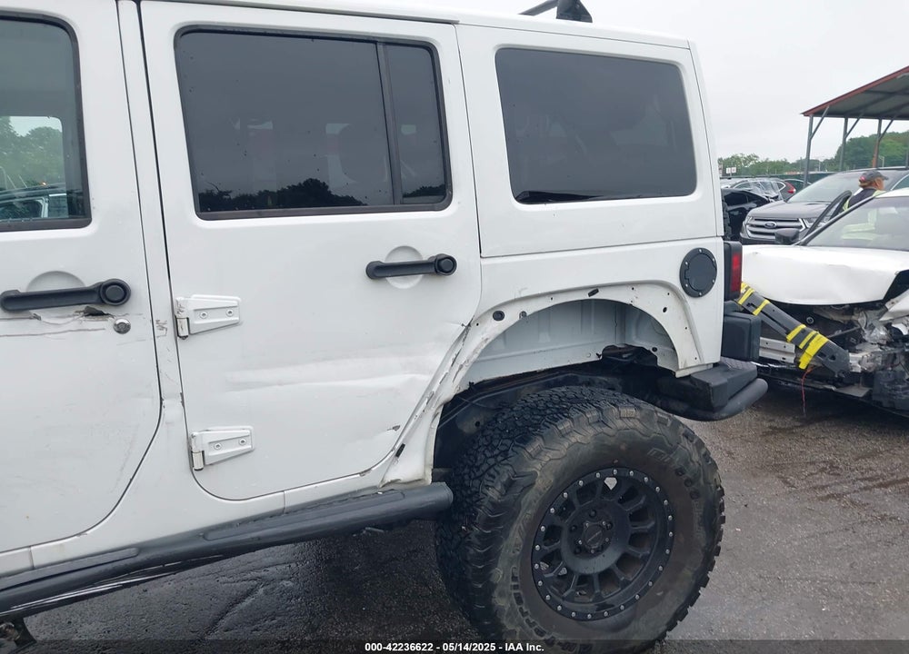 2014 JEEP WRANGLER UNLIMITED RUBICON VIN: 1C4HJWFG4EL104827