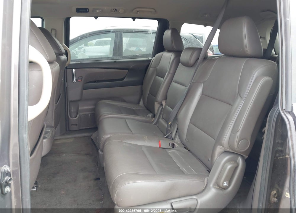 2016 HONDA ODYSSEY EX-L VIN: 5FNRL5H62GB053007