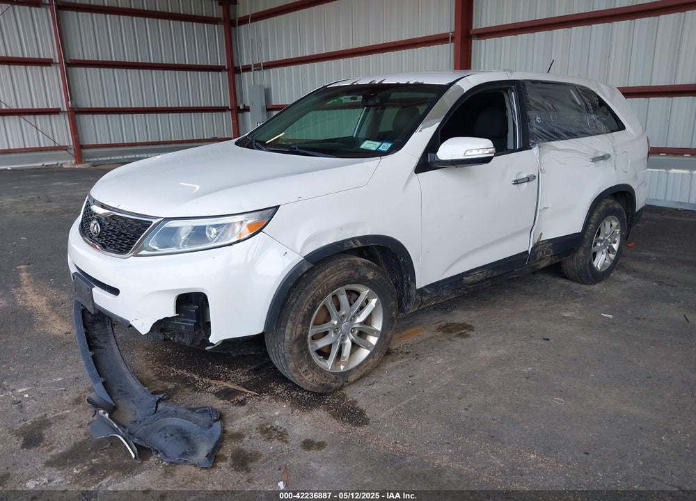 2014 KIA SORENTO VIN: 5XYKT3A69EG537505