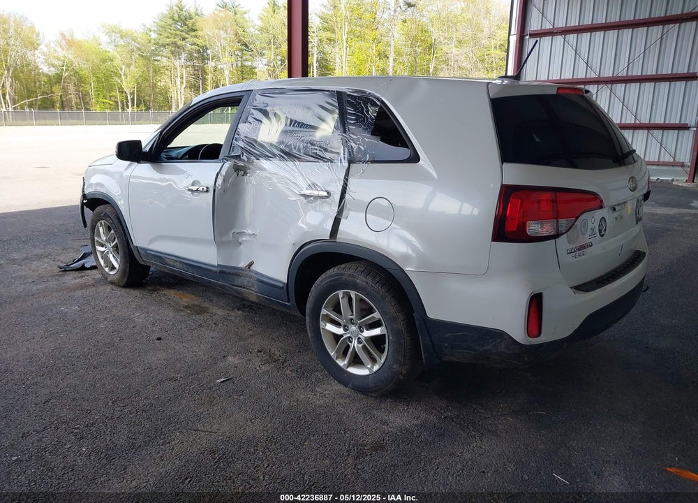 2014 KIA SORENTO VIN: 5XYKT3A69EG537505