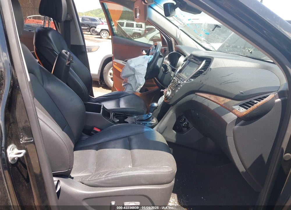 2017 HYUNDAI SANTA FE LIMITED ULTIMATE VIN: KM8SRDHF4HU203424