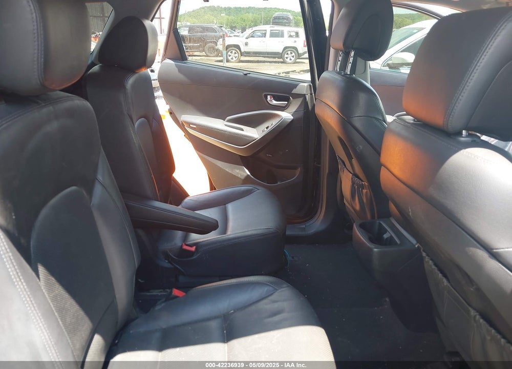 2017 HYUNDAI SANTA FE LIMITED ULTIMATE VIN: KM8SRDHF4HU203424