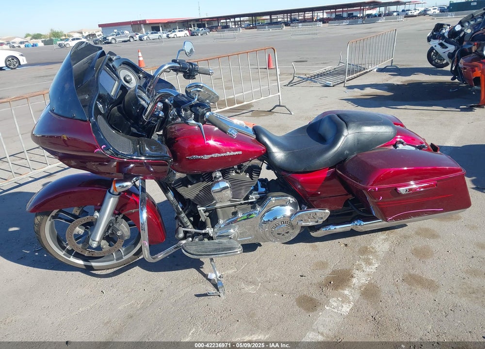 2016 HARLEY-DAVIDSON FLTRXS ROAD GLIDE SPECIAL VIN: 1HD1KTM18GB646404