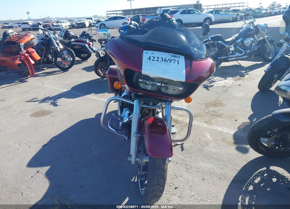 2016 HARLEY-DAVIDSON FLTRXS ROAD GLIDE SPECIAL VIN: 1HD1KTM18GB646404