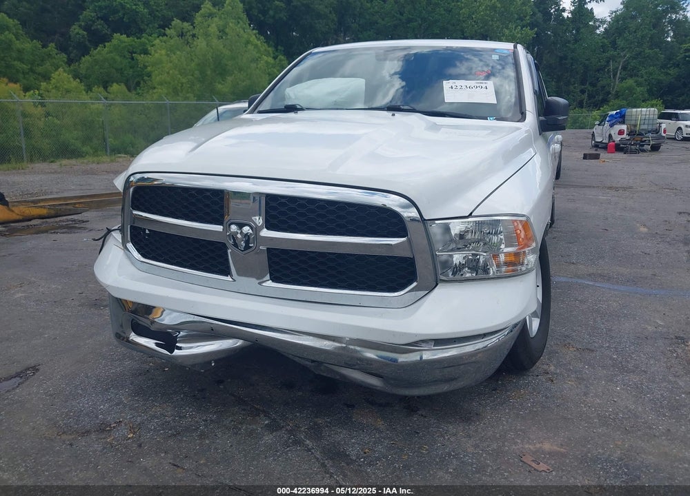 2019 RAM 1500 CLASSIC SLT 4X2 6'4 BOX VIN: 1C6RR6TT6KS613101