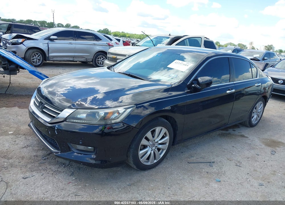 2015 HONDA ACCORD VIN: 1HGCR2F8XFA033247