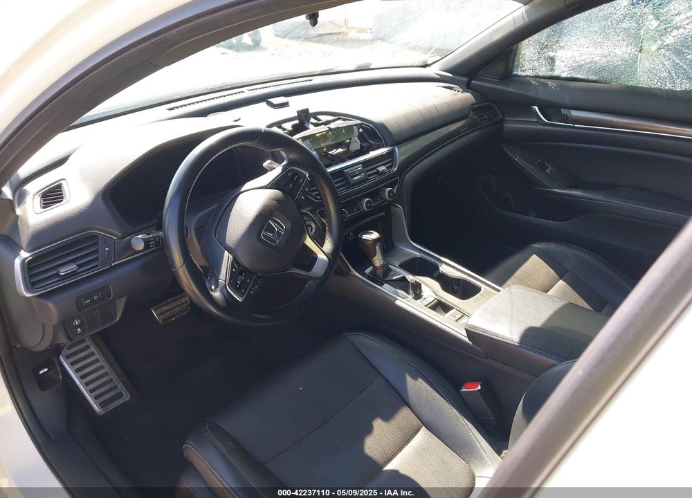 2018 HONDA ACCORD SPORT VIN: 1HGCV1F31JA121638