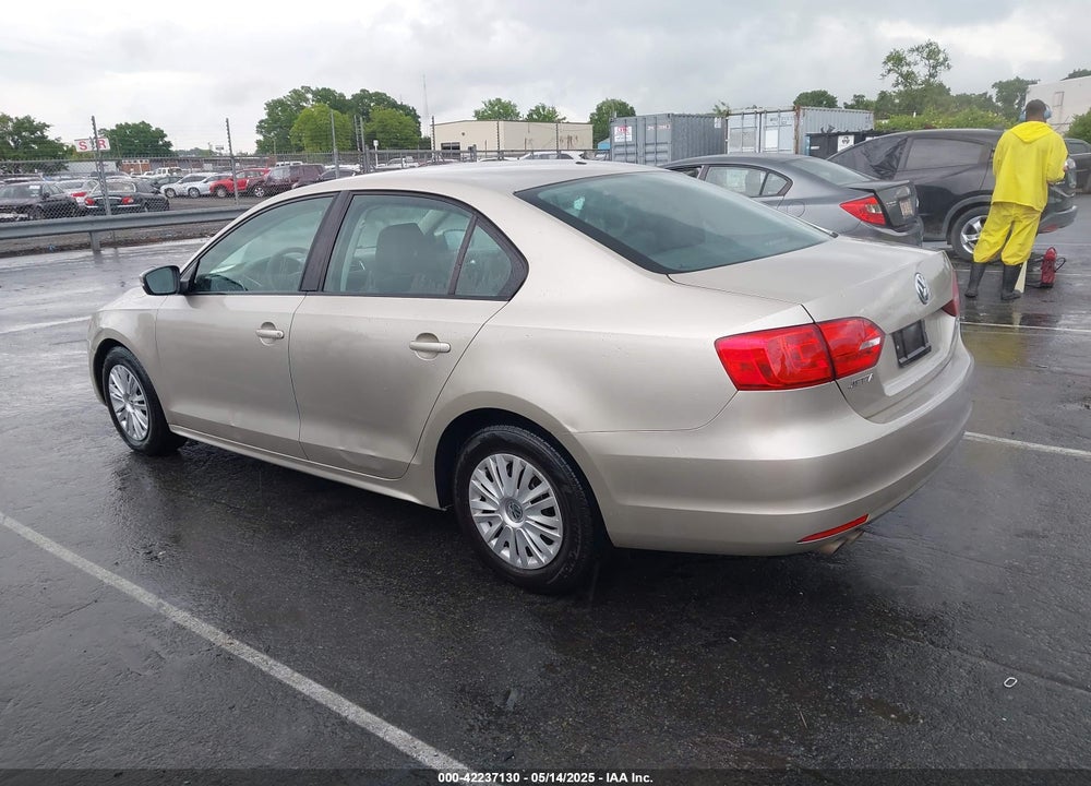 2012 VOLKSWAGEN JETTA 2.5L SE VIN: 3VWDP7AJ5CM461691
