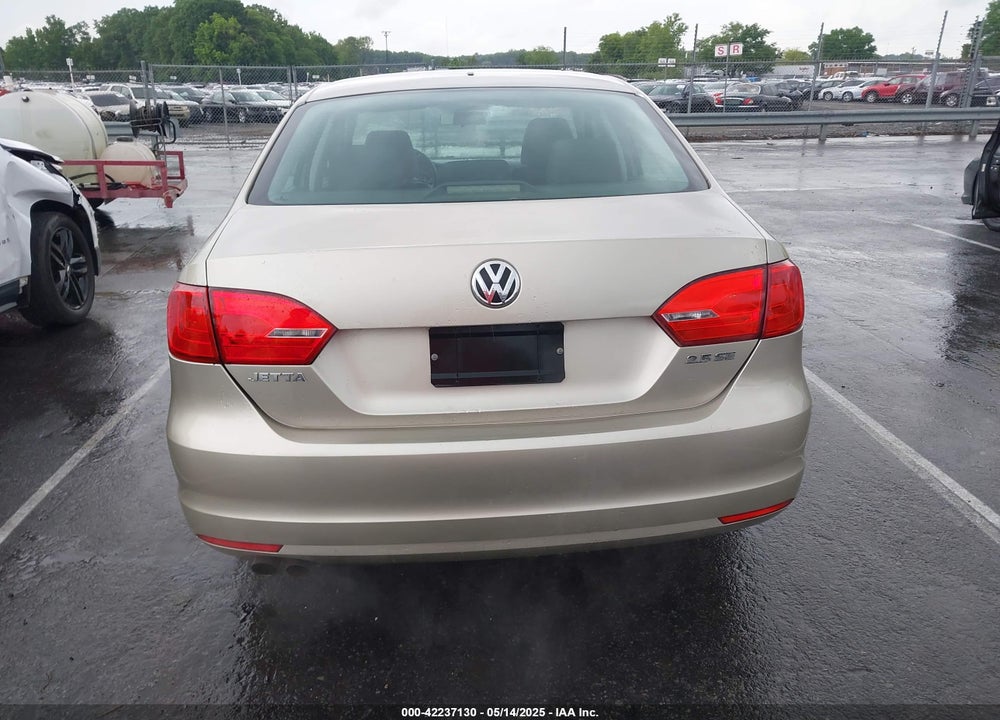 2012 VOLKSWAGEN JETTA 2.5L SE VIN: 3VWDP7AJ5CM461691
