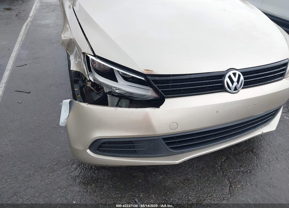 2012 VOLKSWAGEN JETTA 2.5L SE VIN: 3VWDP7AJ5CM461691