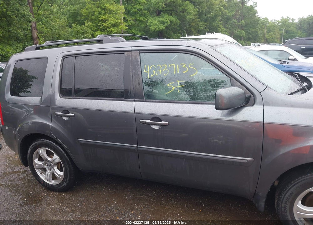 2013 HONDA PILOT VIN: 5FNYF4H57DB008953