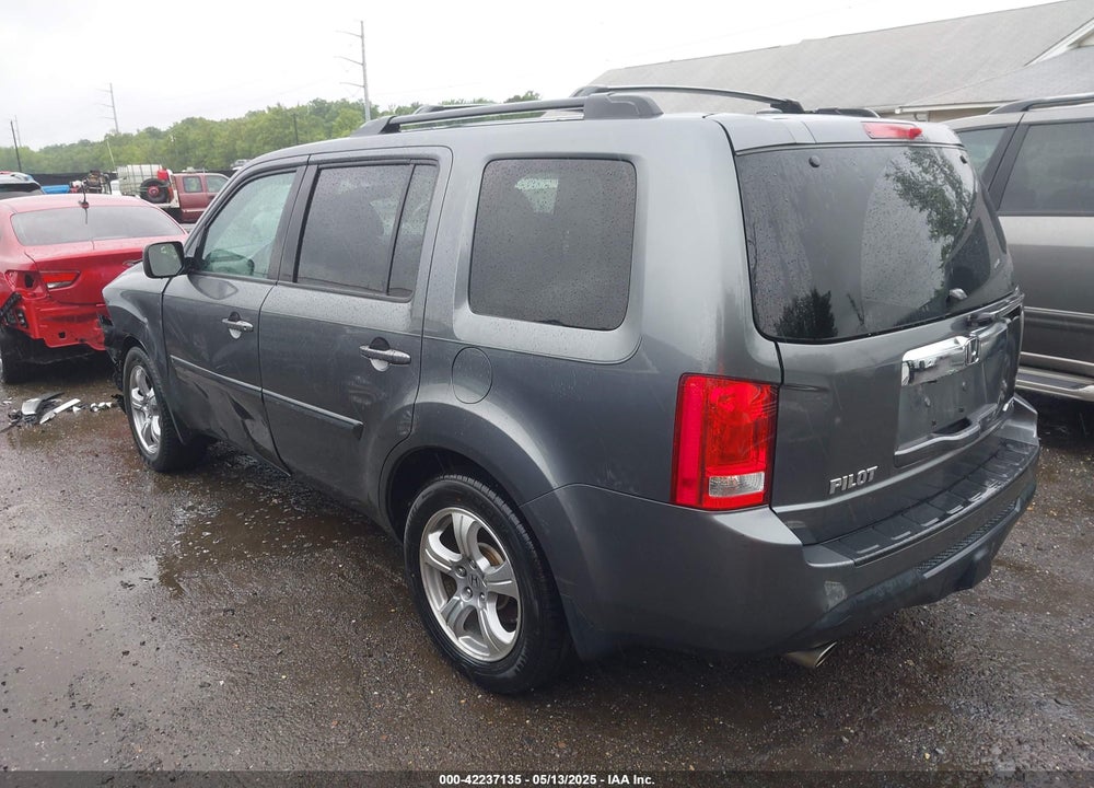 2013 HONDA PILOT VIN: 5FNYF4H57DB008953