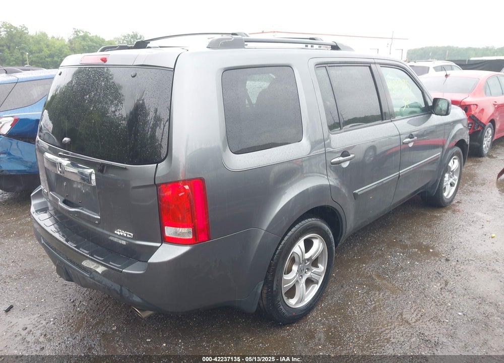 2013 HONDA PILOT VIN: 5FNYF4H57DB008953