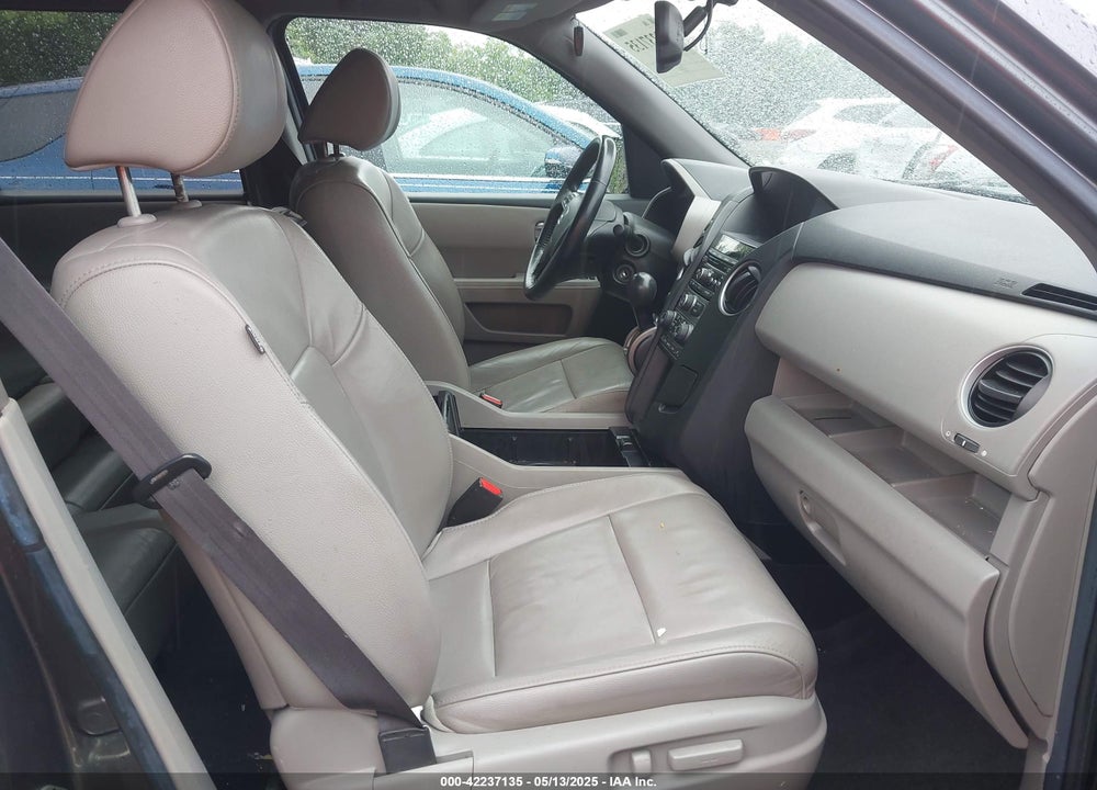 2013 HONDA PILOT VIN: 5FNYF4H57DB008953