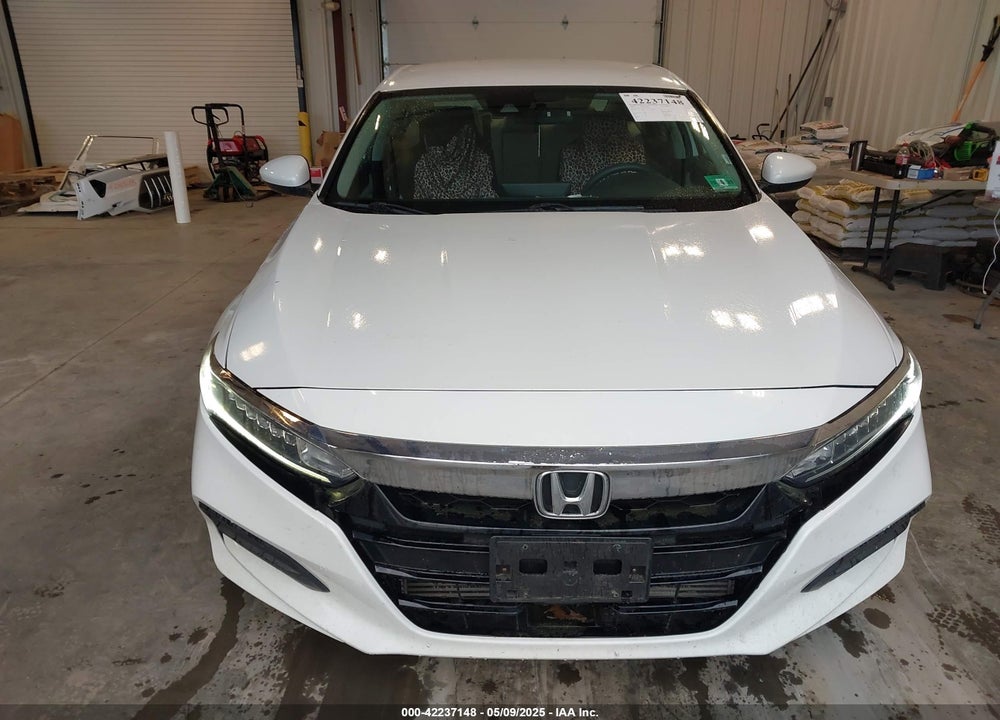 2018 HONDA ACCORD VIN: 1HGCV1F15JA131636