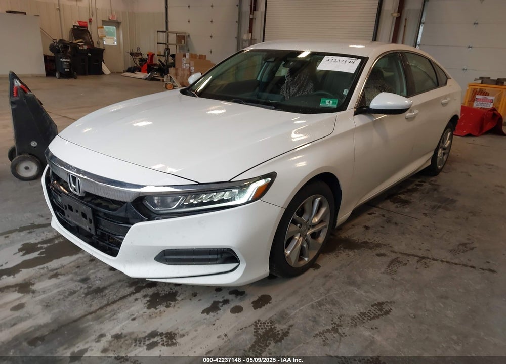 2018 HONDA ACCORD VIN: 1HGCV1F15JA131636