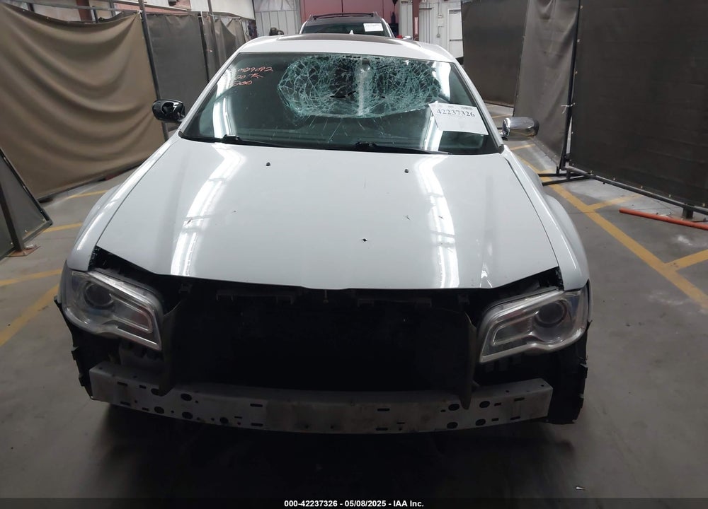 2016 CHRYSLER 300C VIN: 2C3CCAEG5GH268715
