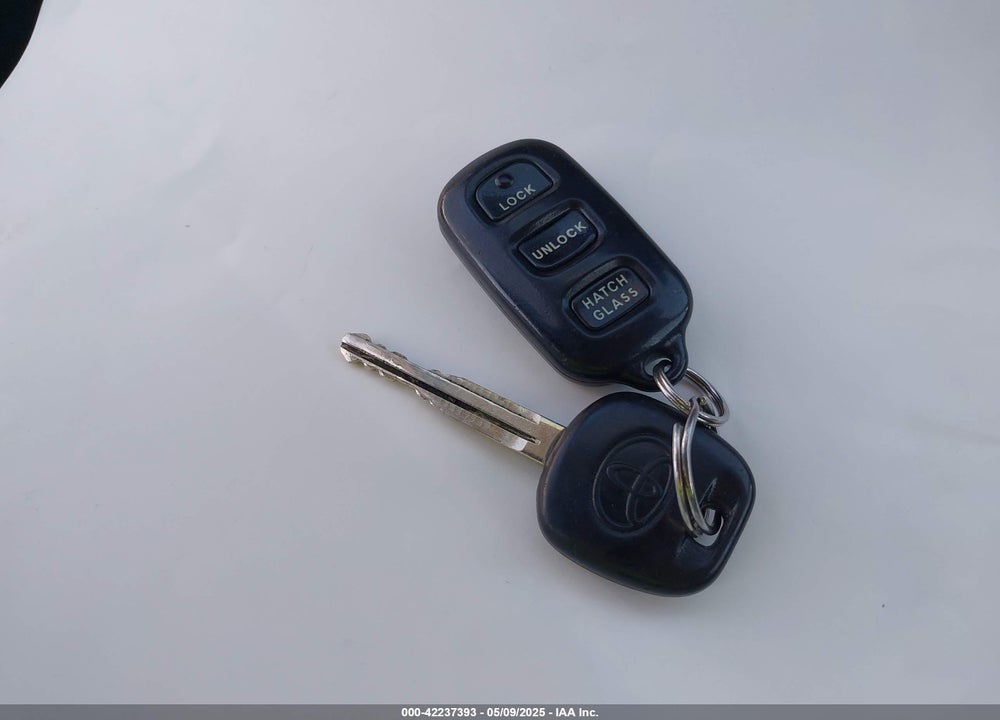 2006 TOYOTA MATRIX/XR VIN: 2T1KR32E66C607351
