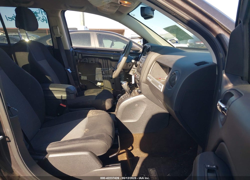 2014 JEEP COMPASS SPORT VIN: 1C4NJCBBXED853668
