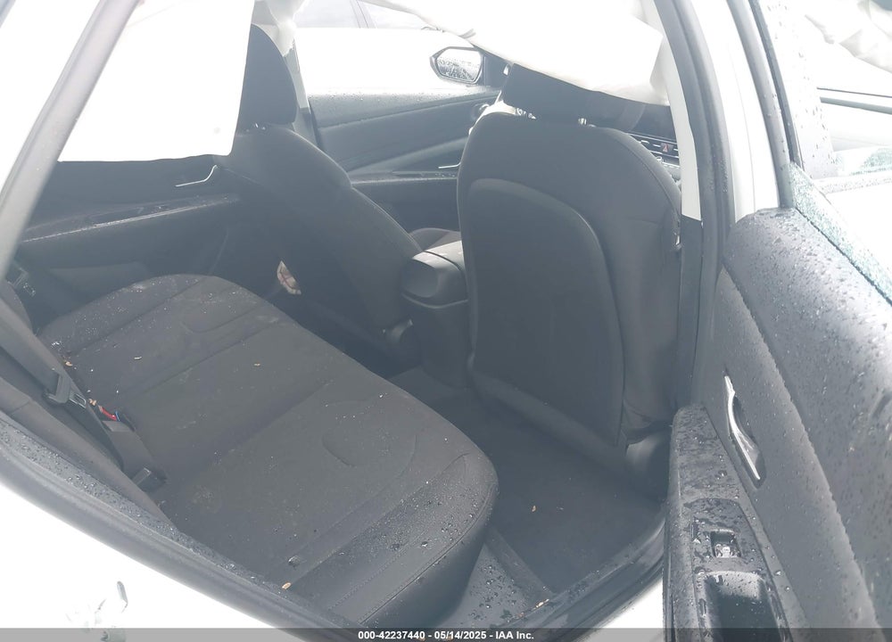2023 HYUNDAI ELANTRA VIN: 5NPLS4AGXPH113946