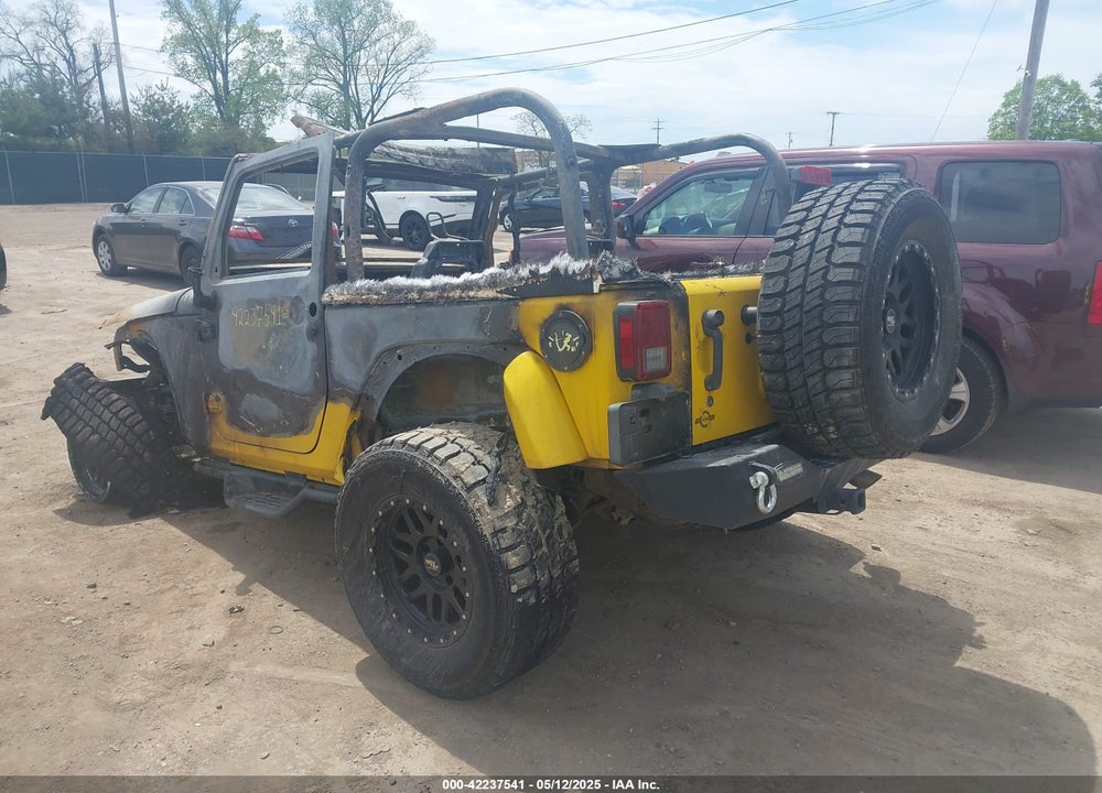 2011 JEEP WRANGLER / VIN: 1J4AA5D16BL546167