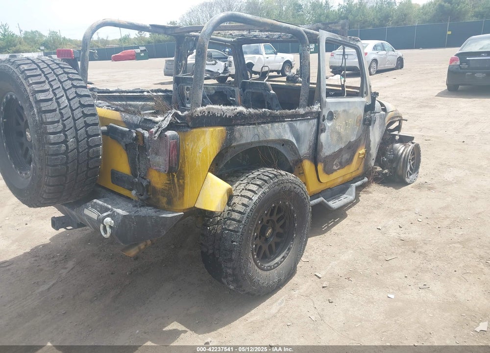 2011 JEEP WRANGLER / VIN: 1J4AA5D16BL546167