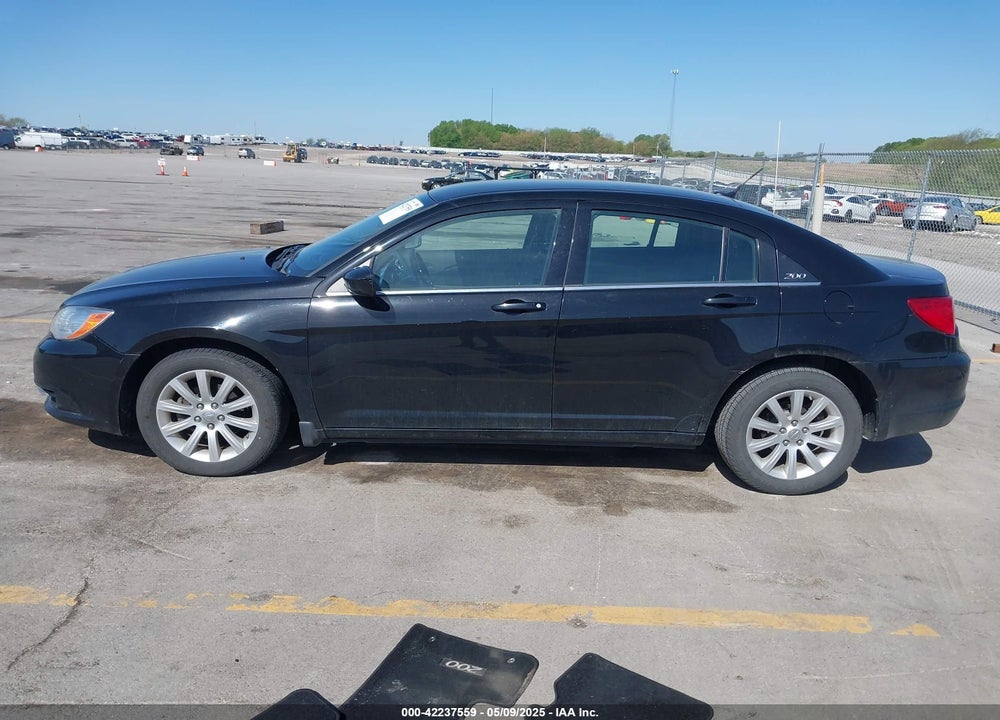 2012 CHRYSLER 200 VIN: 1C3CCBBB1CN197853