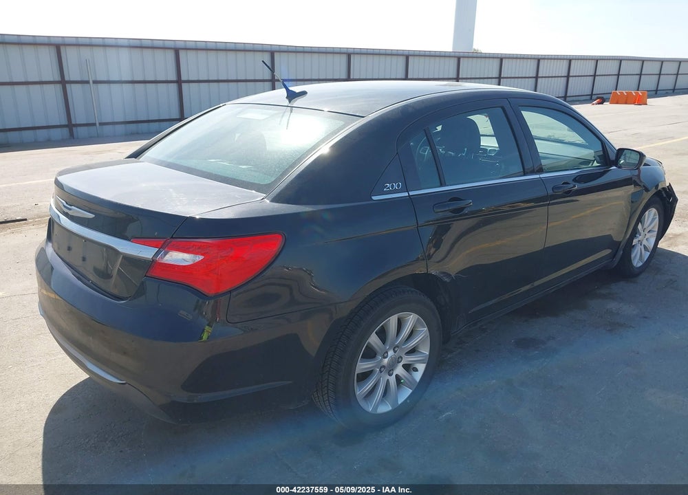 2012 CHRYSLER 200 VIN: 1C3CCBBB1CN197853