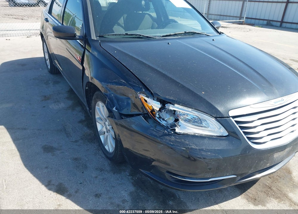 2012 CHRYSLER 200 VIN: 1C3CCBBB1CN197853
