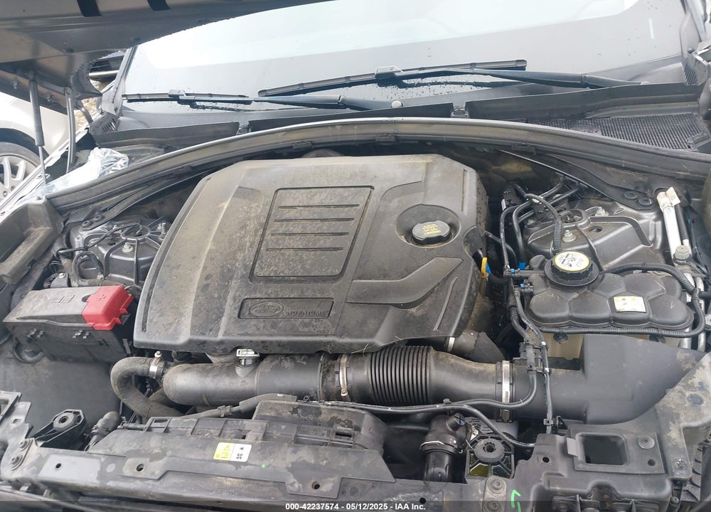 2018 LAND ROVER RANGE ROVER VELAR VIN: SALYB2RX7JA711885