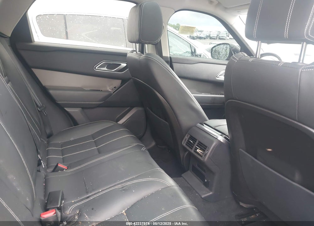 2018 LAND ROVER RANGE ROVER VELAR VIN: SALYB2RX7JA711885