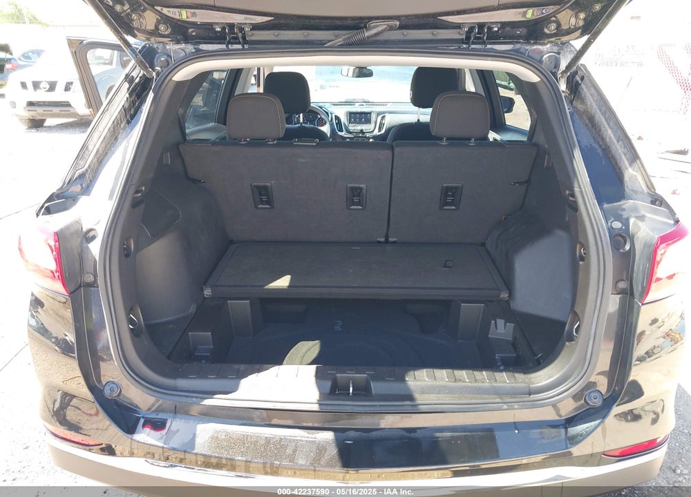 2021 CHEVROLET EQUINOX VIN: 2GNAXKEV3M6139382