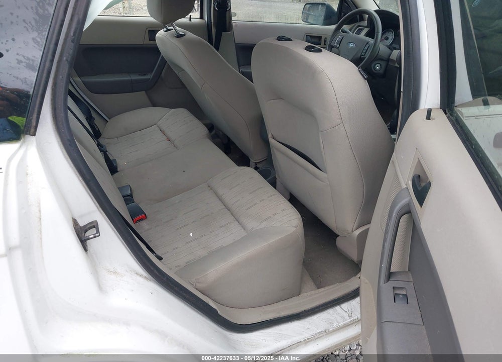 2008 FORD FOCUS VIN: 1FAHP35NX8W158591