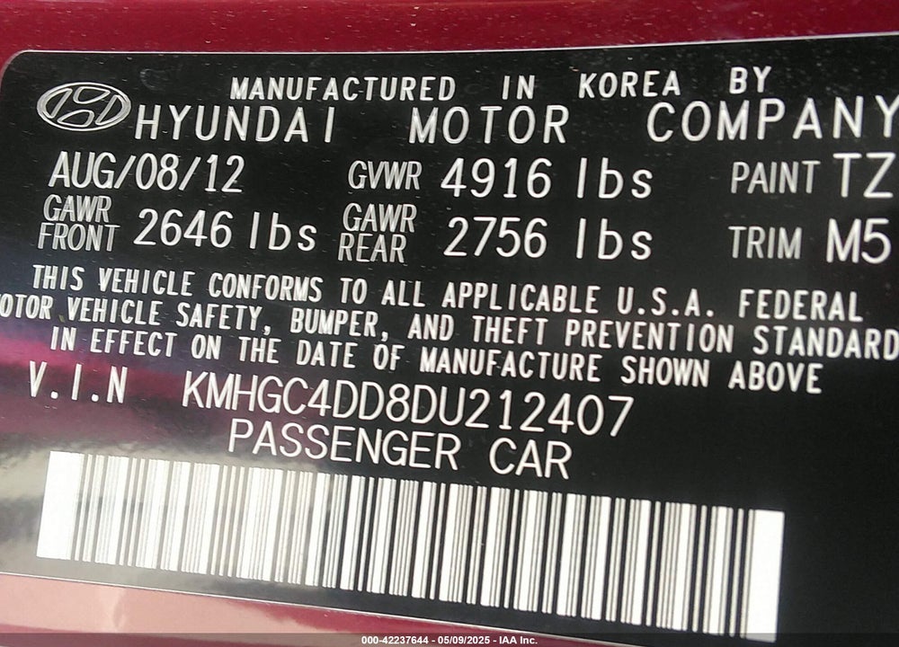 2013 HYUNDAI GENESIS VIN: KMHGC4DD8DU212407