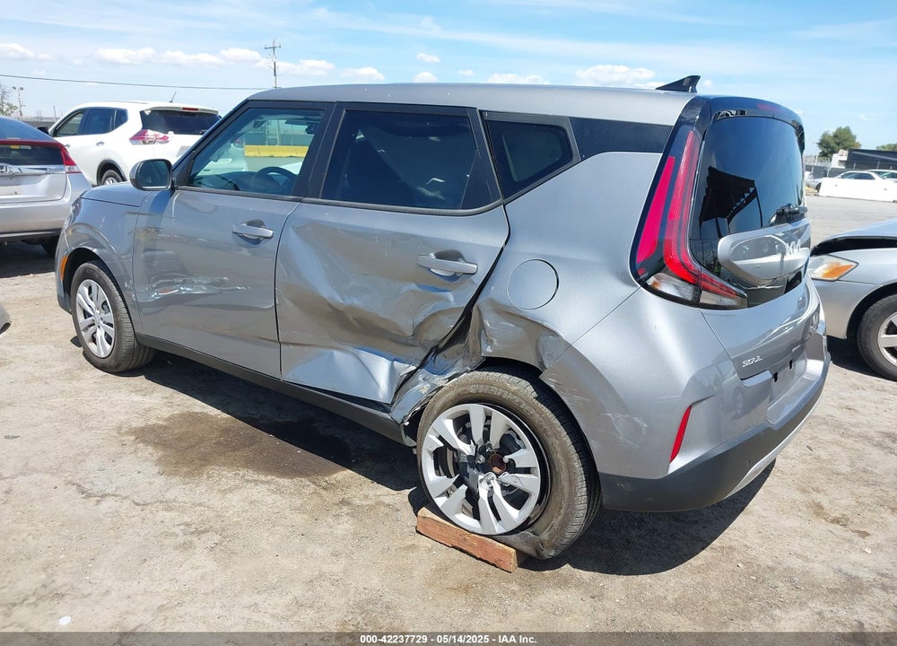 2023 KIA SOUL LX VIN: KNDJ23AU9P7886550