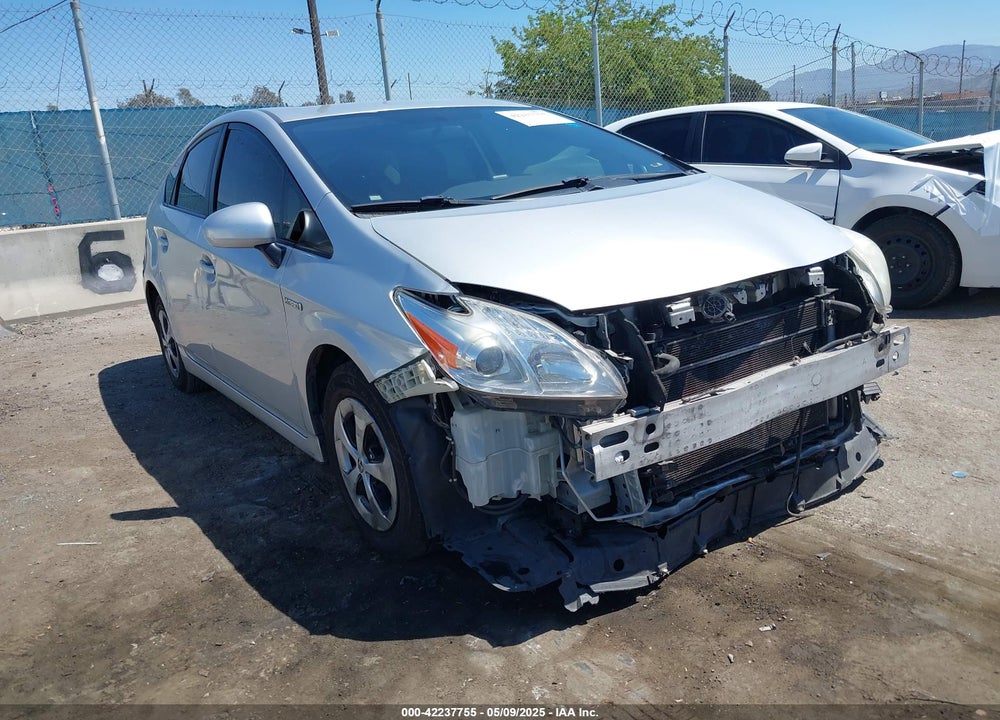 2015 TOYOTA PRIUS VIN: JTDKN3DU2F0472606