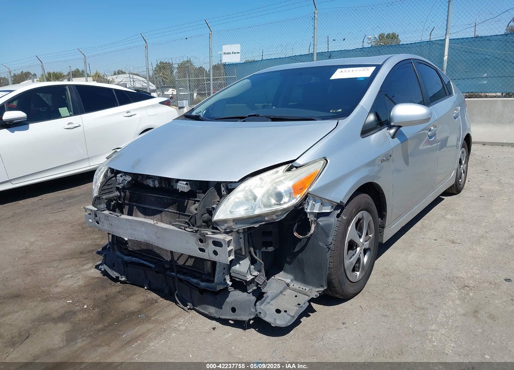 2015 TOYOTA PRIUS VIN: JTDKN3DU2F0472606