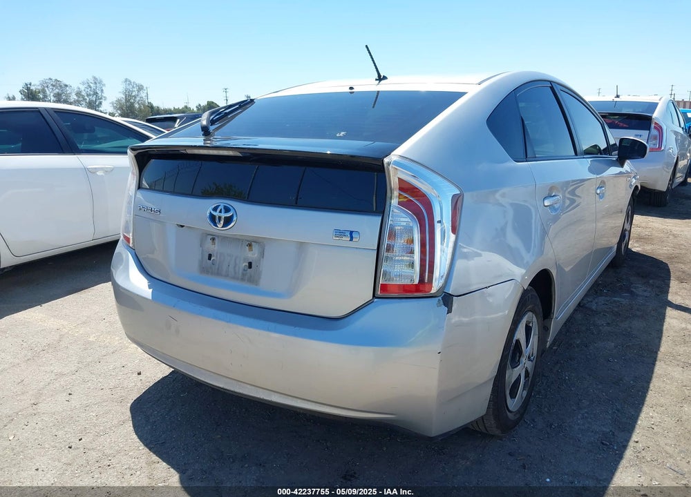 2015 TOYOTA PRIUS VIN: JTDKN3DU2F0472606