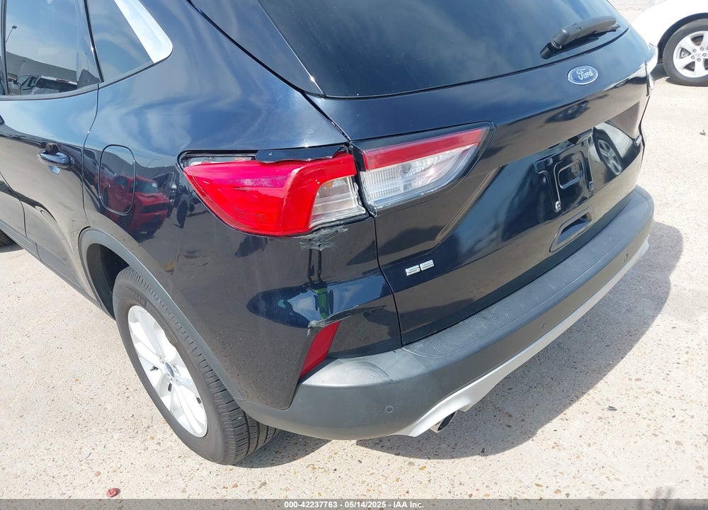 2021 FORD ESCAPE VIN: 1FMCU0BZ8MUA40236