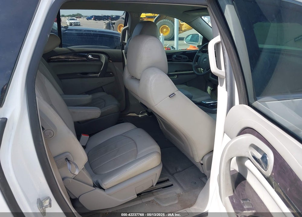 2017 BUICK ENCLAVE VIN: 5GAKRBKD2HJ233461