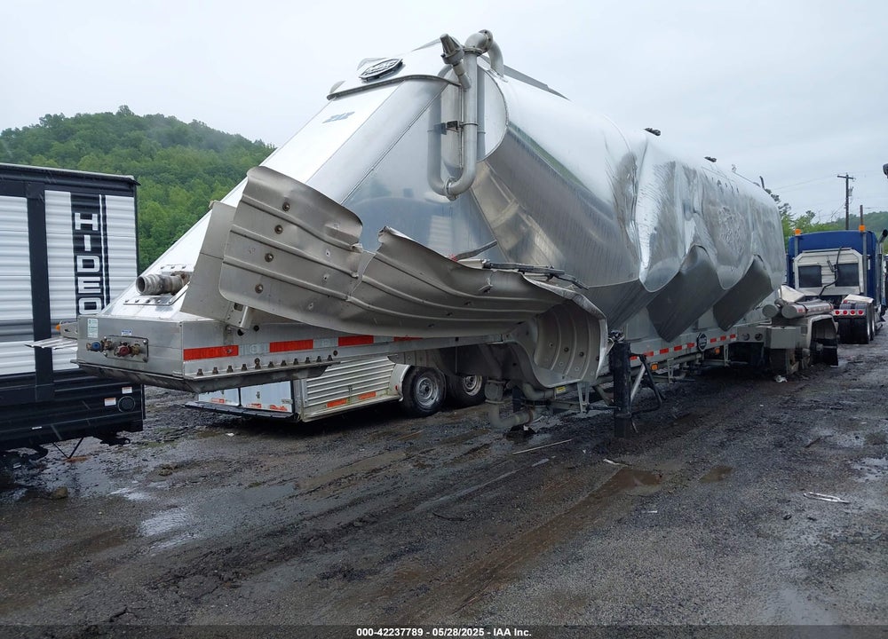 2016 MAC TRAILER MFG --- VIN: 5MATA4224GA034326