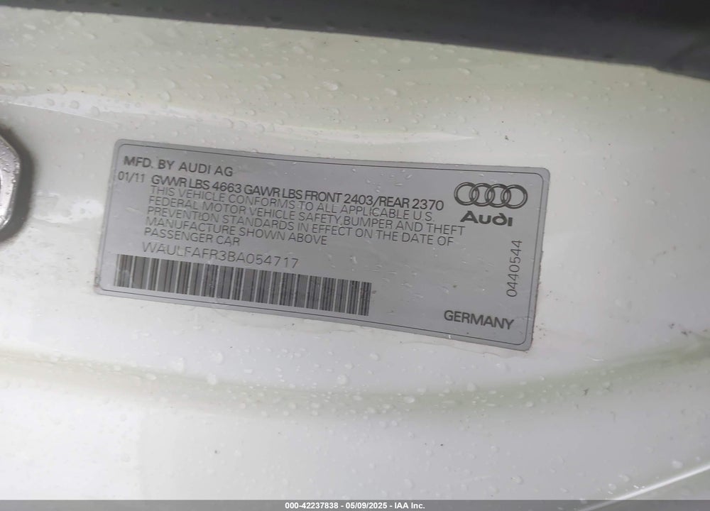 2011 AUDI A5 VIN: WAULFAFR3BA054717