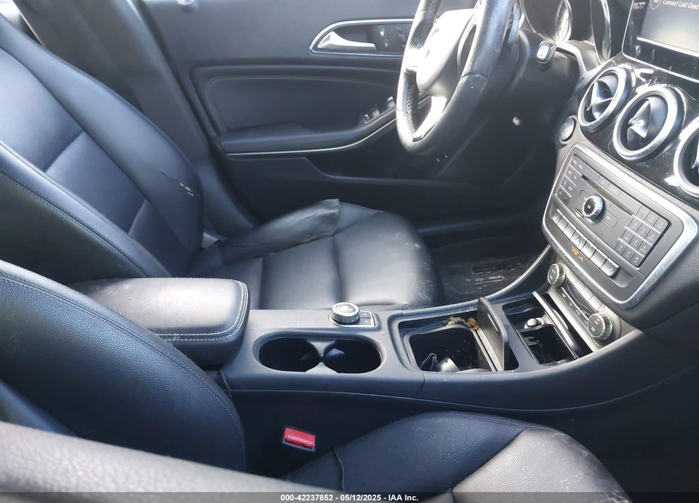 2015 MERCEDES-BENZ CLA VIN: WDDSJ4GB8FN185694