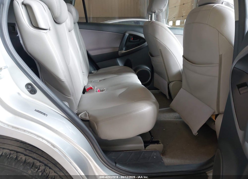 2008 TOYOTA RAV4 VIN: JTMBD33V086079183